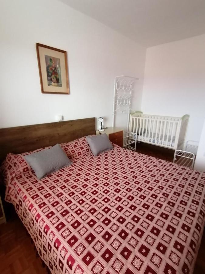 Apartmaji Karbic Apartment *